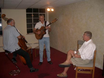 Wade Krauss, Duane Webster, Tommy Emmanuel: Bands, Singers, Songwriters / Composers, Solo Performers, Sidemen, Instrumentalists, Performers, Entertainers, Musicians, Cowboy Poets